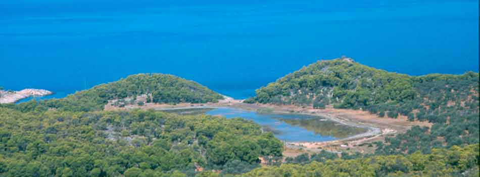 Lake Aponisos